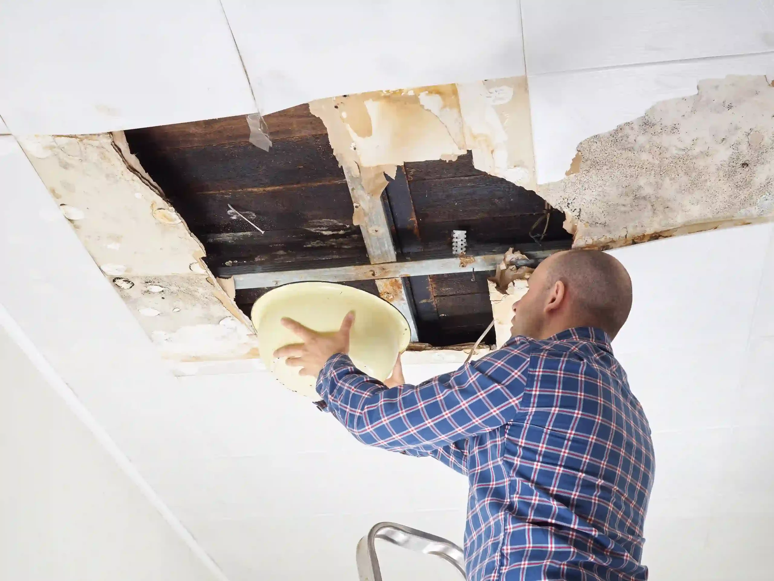leaking roof emergency